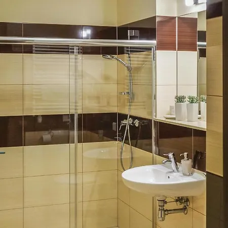 Stunning In With 1 Bedrooms And Wifi Apartment *