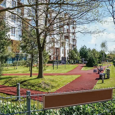 Apartment Stunning In With 1 Bedrooms And Wifi *