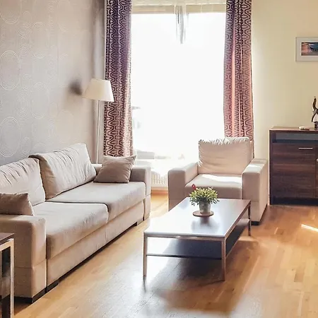 Apartment Stunning In With 1 Bedrooms And Wifi